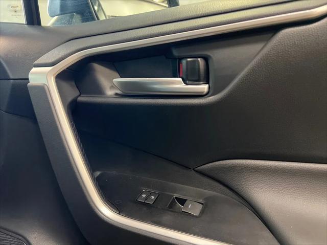 Photo of 2025 Magnetic Gray Metallic Toyota RAV4