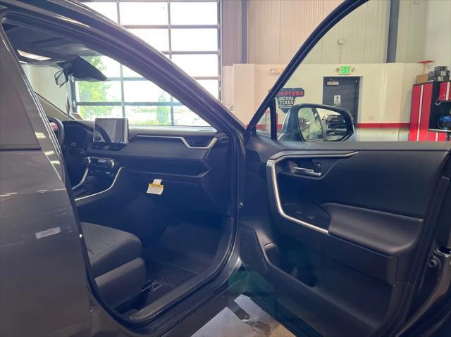 Photo of 2025 Magnetic Gray Metallic Toyota RAV4