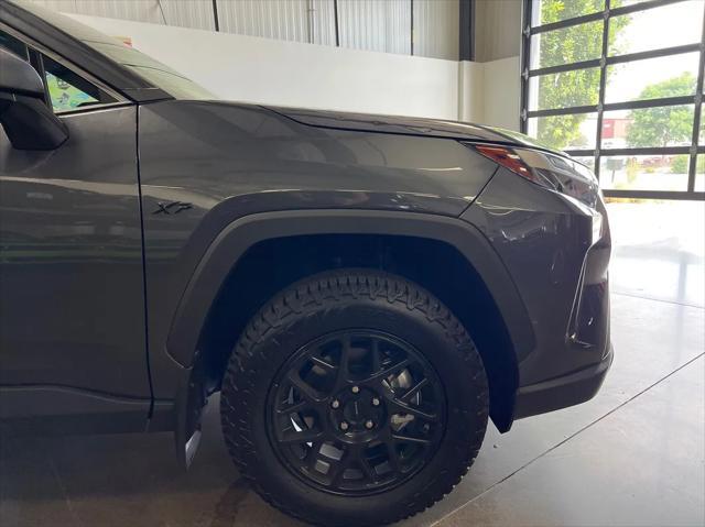 Photo of 2025 Magnetic Gray Metallic Toyota RAV4