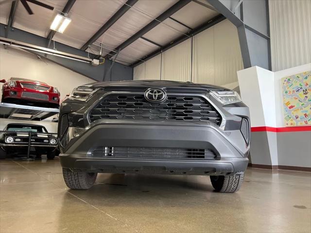 Photo of 2025 Magnetic Gray Metallic Toyota RAV4