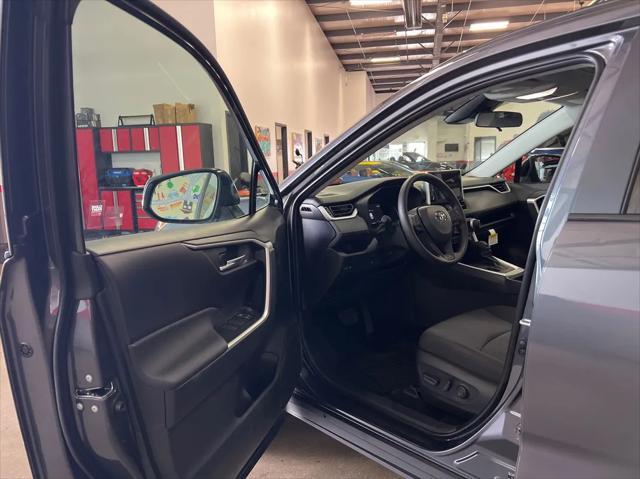 Photo of 2025 Magnetic Gray Metallic Toyota RAV4