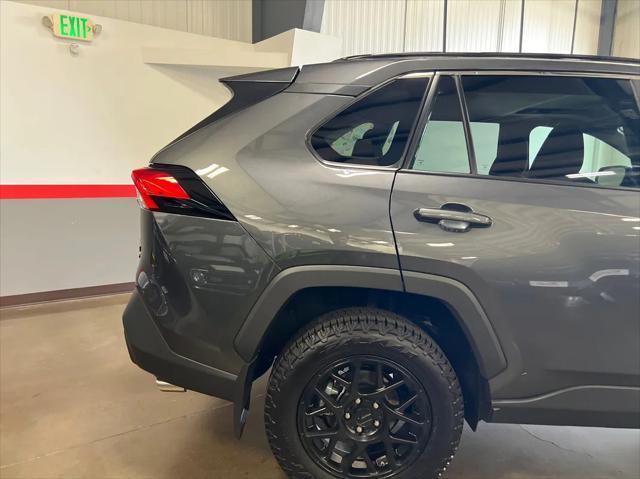 Photo of 2025 Magnetic Gray Metallic Toyota RAV4
