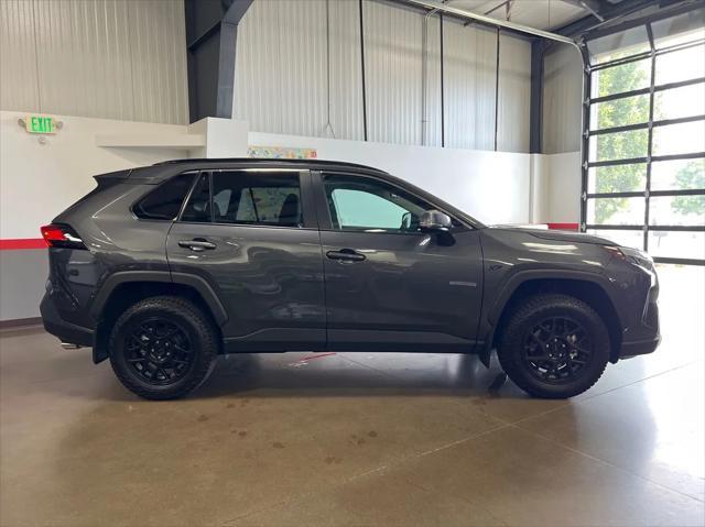 Photo of 2025 Magnetic Gray Metallic Toyota RAV4