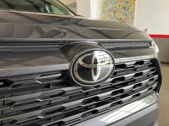 Photo of 2025 Magnetic Gray Metallic Toyota RAV4