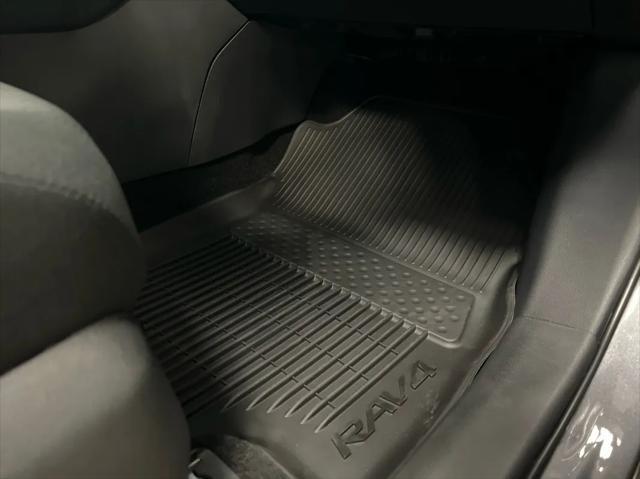 Photo of 2025 Magnetic Gray Metallic Toyota RAV4