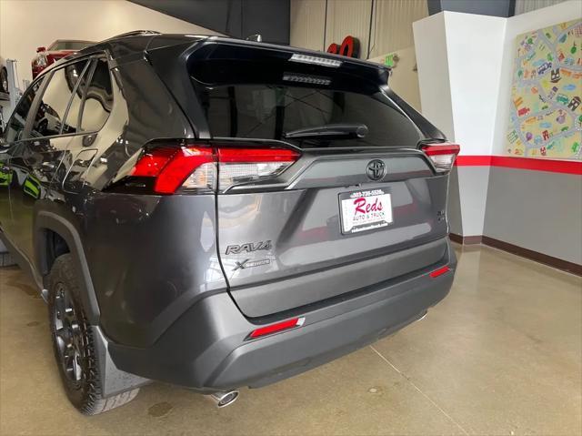 Photo of 2025 Magnetic Gray Metallic Toyota RAV4