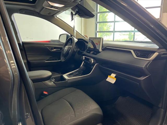Photo of 2025 Magnetic Gray Metallic Toyota RAV4