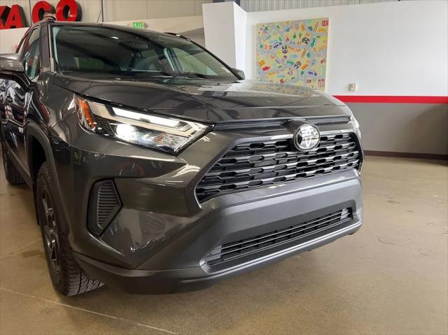 Photo of 2025 Magnetic Gray Metallic Toyota RAV4