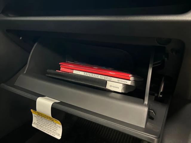 Photo of 2025 Magnetic Gray Metallic Toyota RAV4