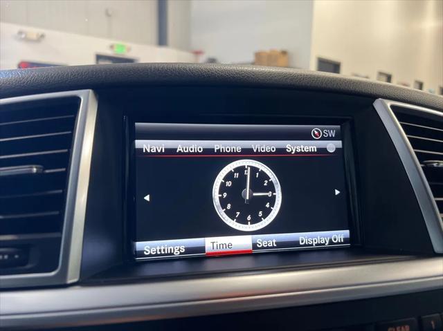 Photo of 2013 Silver Mercedes-Benz M-Class