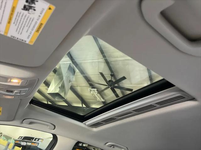Photo of 2013 Silver Mercedes-Benz M-Class