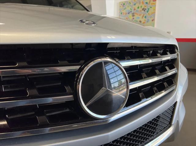 Photo of 2013 Silver Mercedes-Benz M-Class