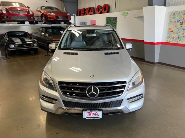 Photo of 2013 Silver Mercedes-Benz M-Class