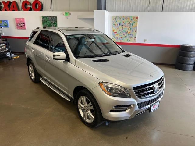 Photo of 2013 Silver Mercedes-Benz M-Class
