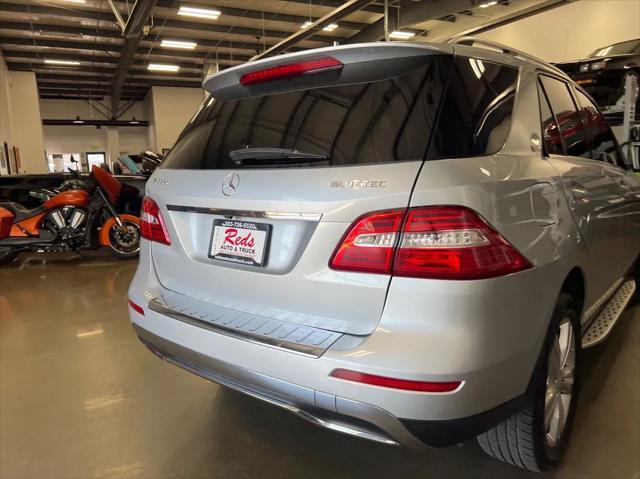 Photo of 2013 Silver Mercedes-Benz M-Class