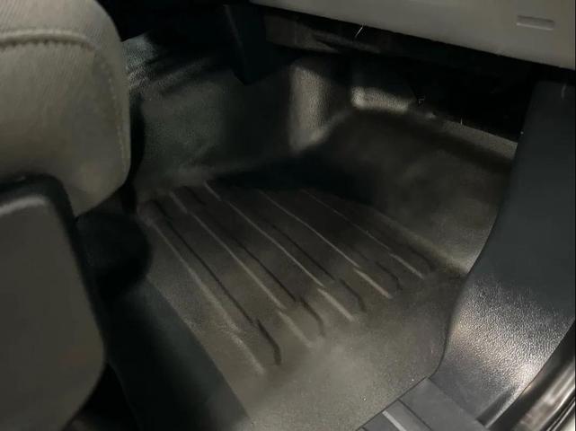 Photo of 2021 White Ford F-150