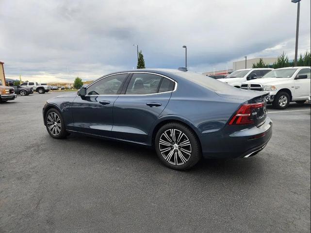 Photo of 2021 Denim Blue Metallic Volvo S60 Recharge Plug-In Hybrid
