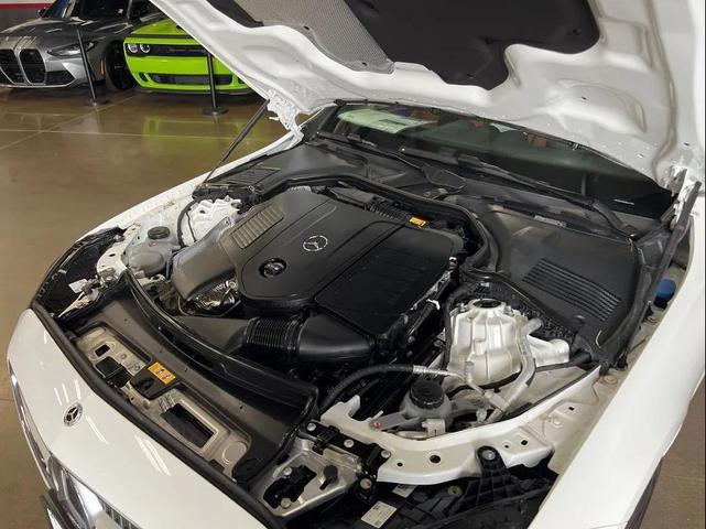 Photo of 2025 Off white Mercedes-Benz C-Class
