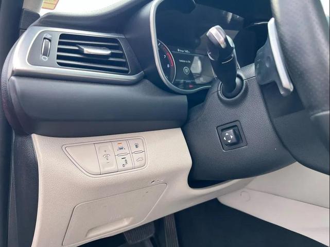 Photo of 2021 Havana Red Genesis G70