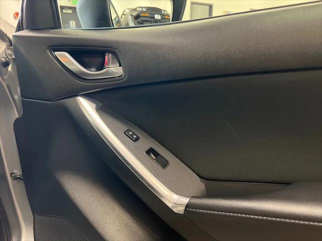 Photo of 2014 Liquid Silver Metallic Mazda CX-5