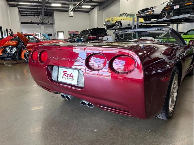 Photo of 2003 50th Anniversary Red Chevrolet Corvette