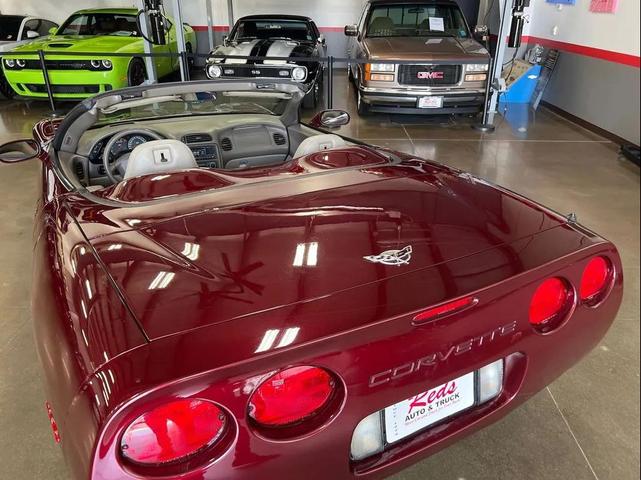Photo of 2003 50th Anniversary Red Chevrolet Corvette
