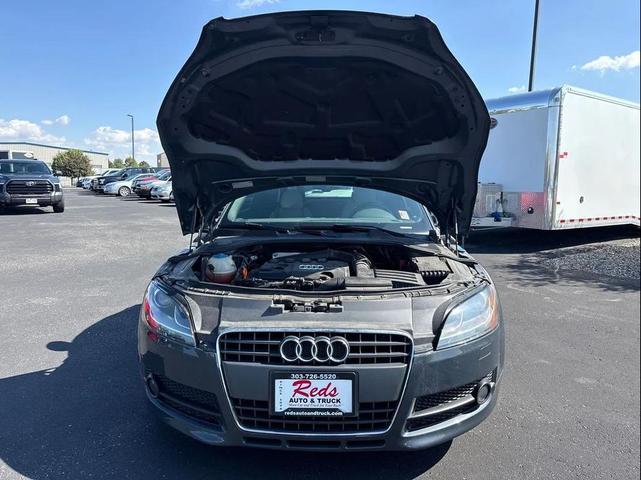 Photo of 2009 Brilliant Black/Black Roof Audi TT