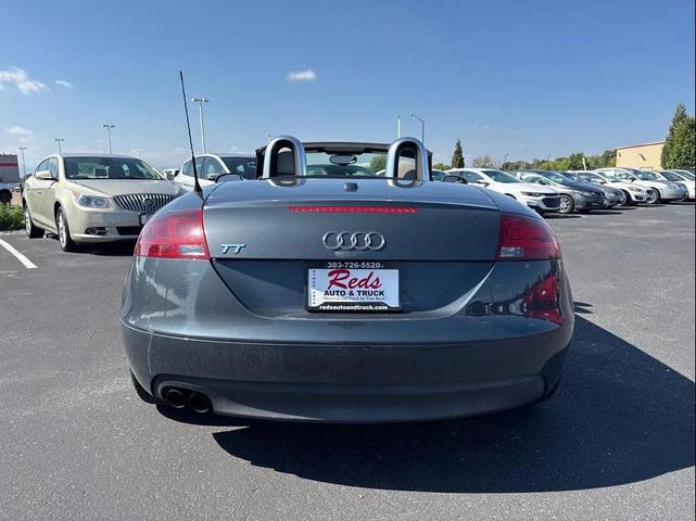 Photo of 2009 Brilliant Black/Black Roof Audi TT