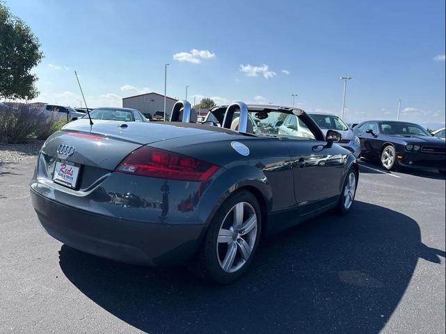 Photo of 2009 Brilliant Black/Black Roof Audi TT