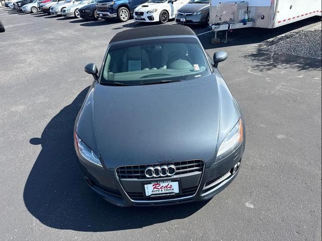 Photo of 2009 Brilliant Black/Black Roof Audi TT