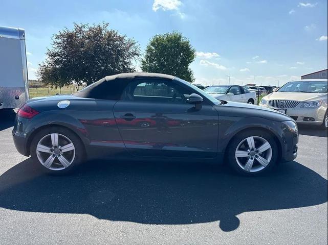 Photo of 2009 Brilliant Black/Black Roof Audi TT