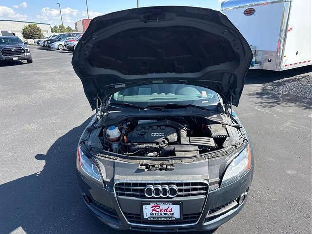 Photo of 2009 Brilliant Black/Black Roof Audi TT