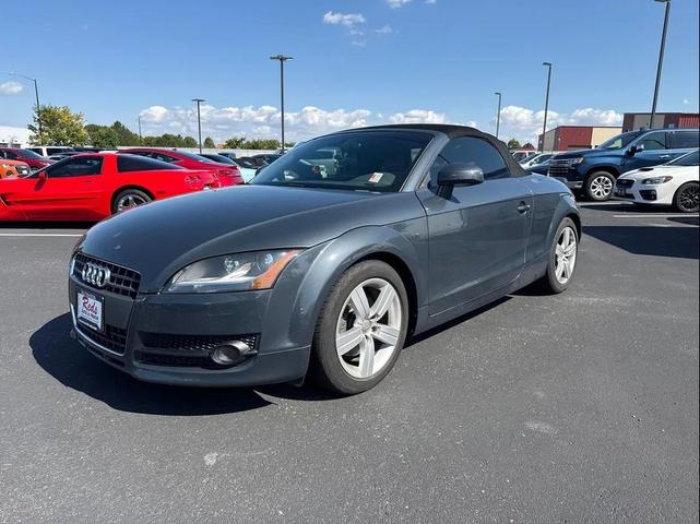 Photo of 2009 Brilliant Black/Black Roof Audi TT