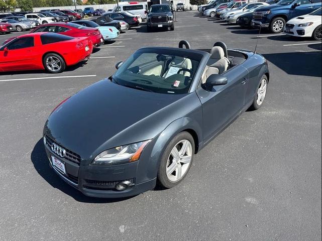 Photo of 2009 Brilliant Black/Black Roof Audi TT