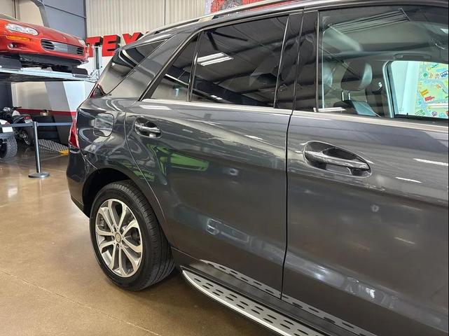 Photo of 2016 Steel Gray Metallic Mercedes-Benz GLE-Class