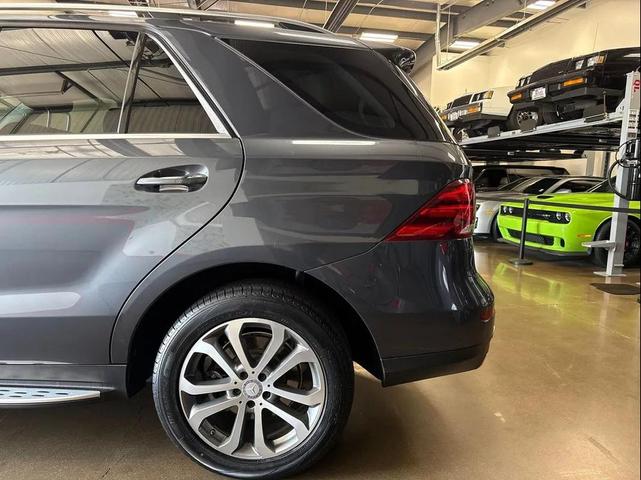 Photo of 2016 Steel Gray Metallic Mercedes-Benz GLE-Class