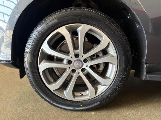 Photo of 2016 Steel Gray Metallic Mercedes-Benz GLE-Class