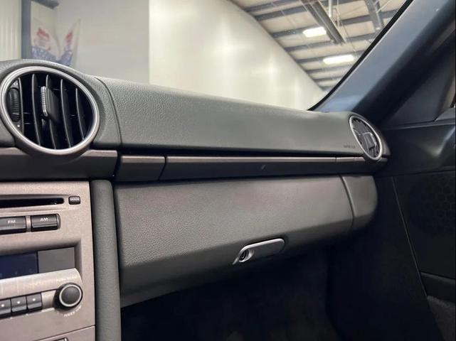 Photo of 2006 Silver Porsche Boxster