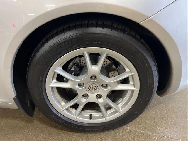 Photo of 2006 Silver Porsche Boxster