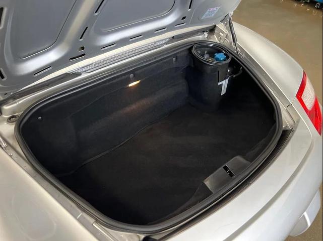 Photo of 2006 Silver Porsche Boxster