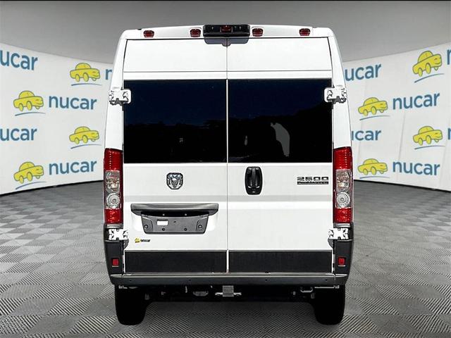 Photo of 2025 White RAM ProMaster 2500