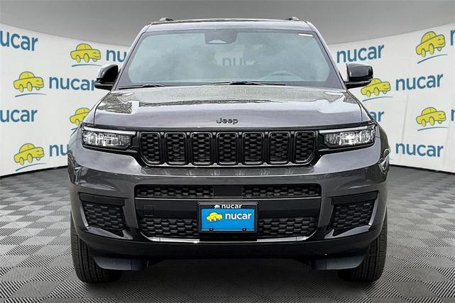 Photo of 2025 Gray Jeep Grand Cherokee L