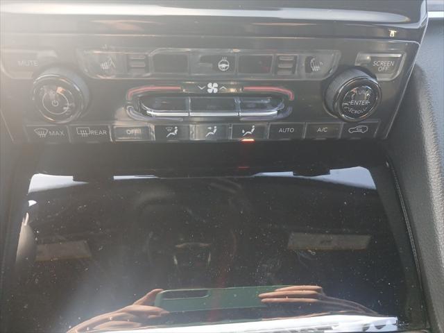 Photo of 2025 Gray Jeep Grand Cherokee L