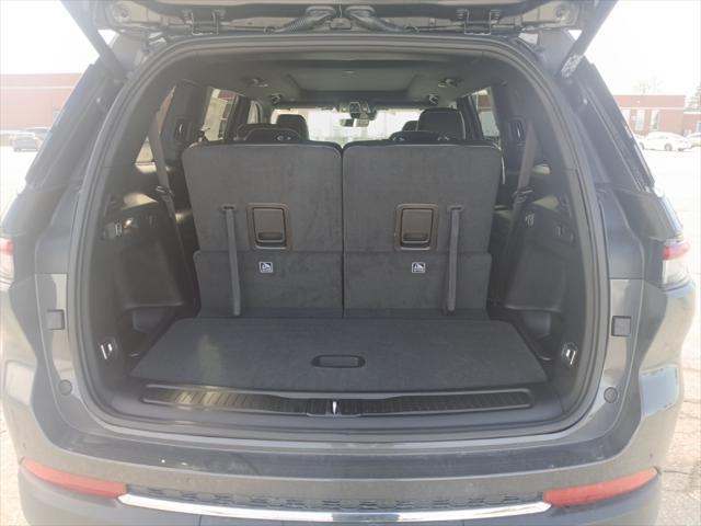 Photo of 2025 Gray Jeep Grand Cherokee L