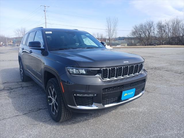 Photo of 2025 Gray Jeep Grand Cherokee L