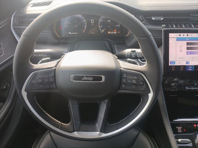 Photo of 2025 Gray Jeep Grand Cherokee L
