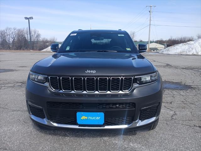 Photo of 2025 Gray Jeep Grand Cherokee L
