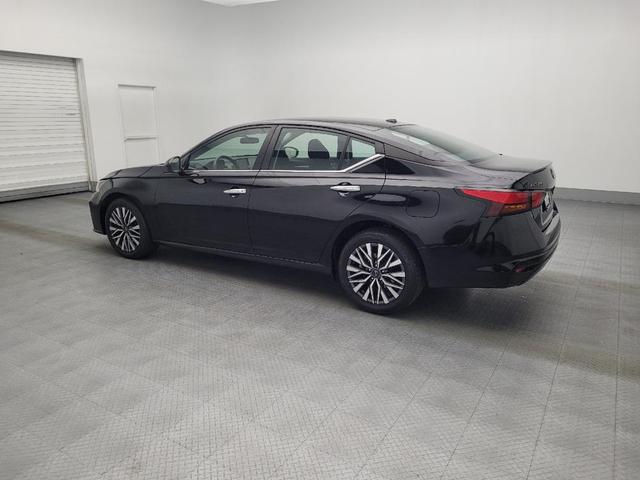 Photo of 2023 Super Black Nissan Altima