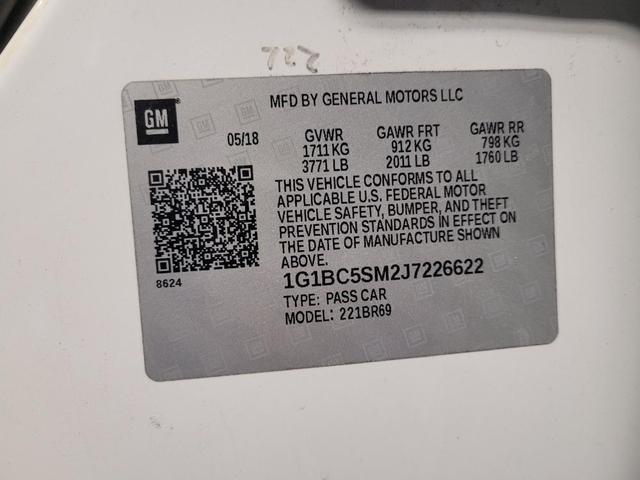 Photo of 2018 Summit White Chevrolet Cruze