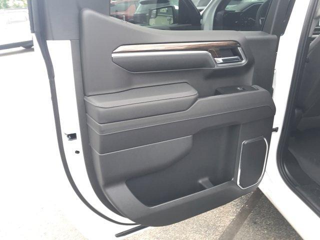 Photo of 2025 Summit White Chevrolet Silverado 1500